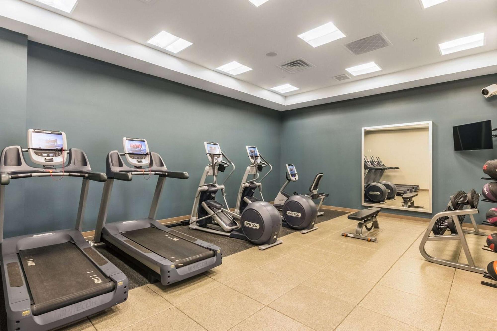 Embassy Suites By Hilton Newark Airport Elizabeth Zewnętrze zdjęcie